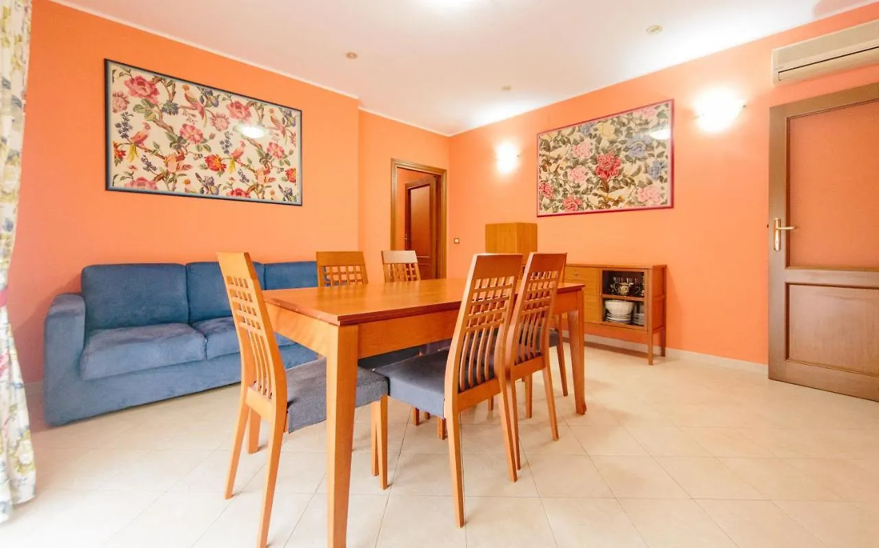 Апартаменты Casa Elena Альгеро 0*,  Италия